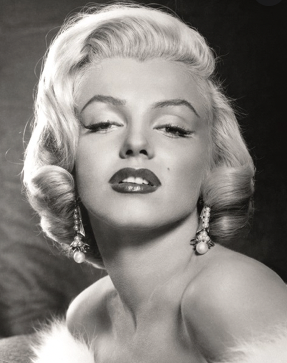 Marilyn Monroe - eyebrows through the decades